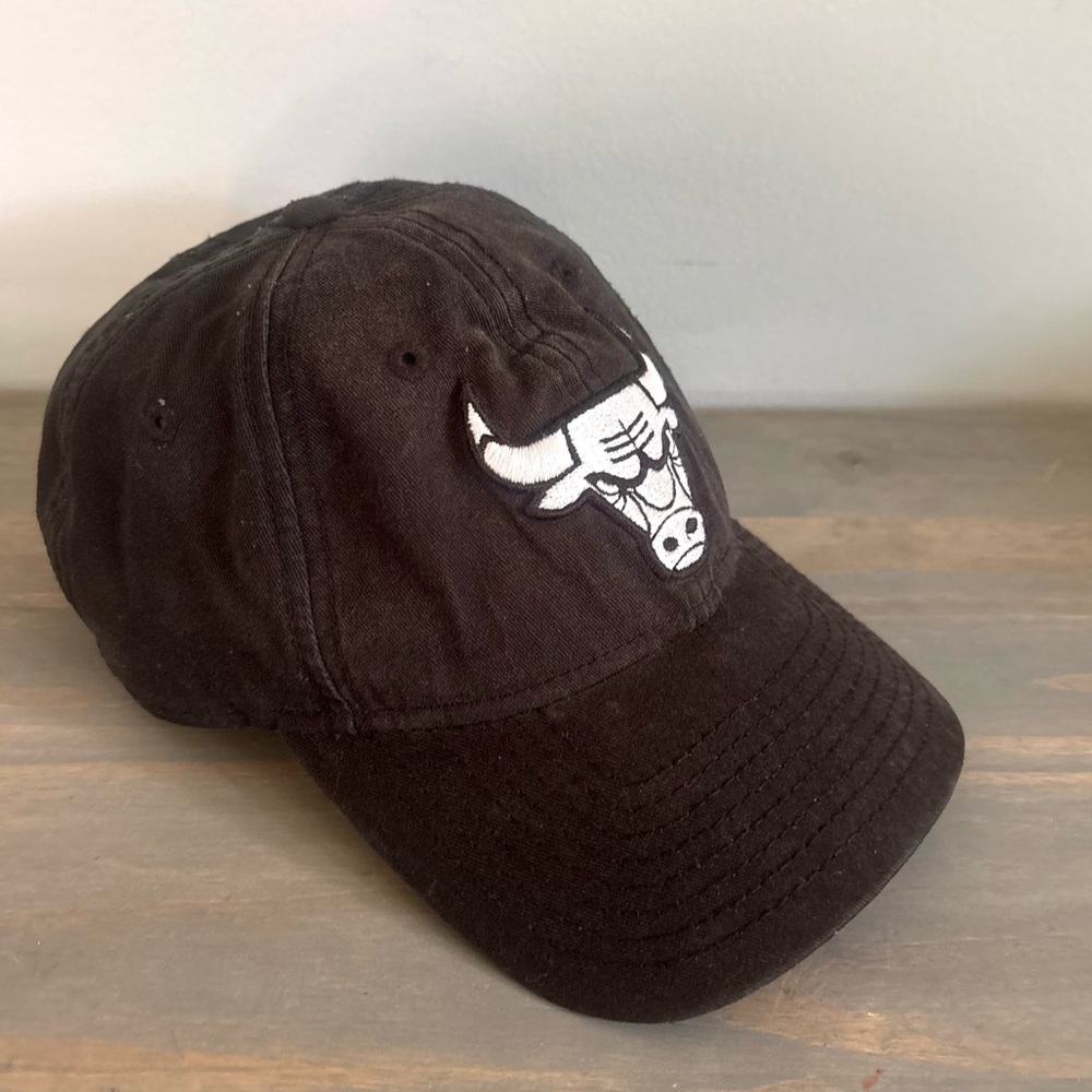 Chicago Bulls NBA New Era Black & White Adjustable 9Twenty Cap Hat